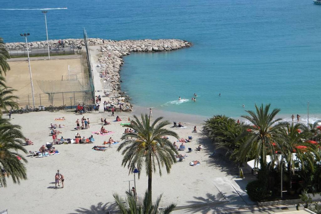 App Le Rocazur Avec Piscine Et Parking En Bord De Mer A 500M Du Centre Ville Menton Exteriér fotografie